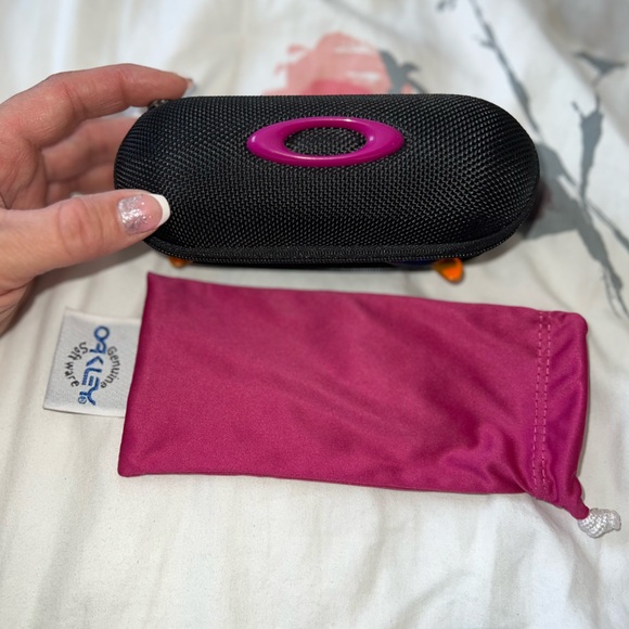 Oakley Youth Frogskin sunglasses - Picture 8 of 11